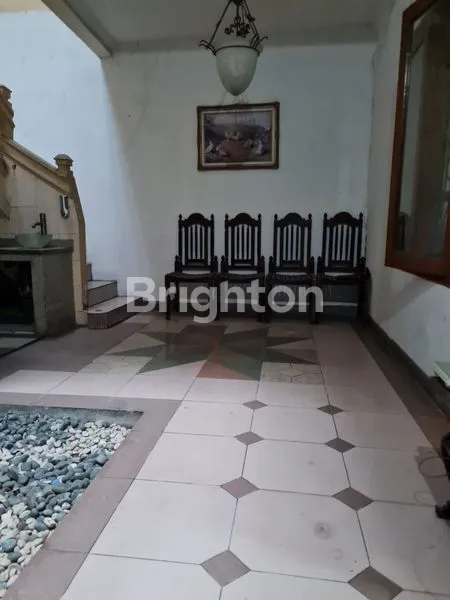 image RUMAH BESAR MEWAH 2,5 LT FURNISHED  (8)