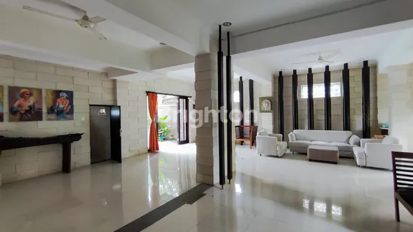 image SPACIOUS VILLA IN DENPASAR NEAR SANUR AREA (3)