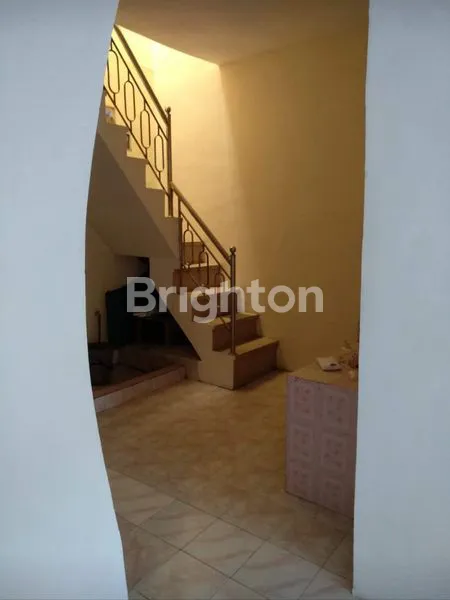 image RUMAH DI KENCANA SARI TIMUR KOSONGAN  (3)