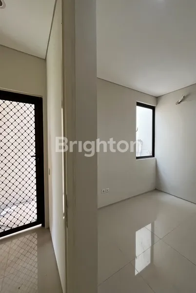 image RUMAH NORTHWEST LAKE NG SUDAH FULL BANGUNAN (4)