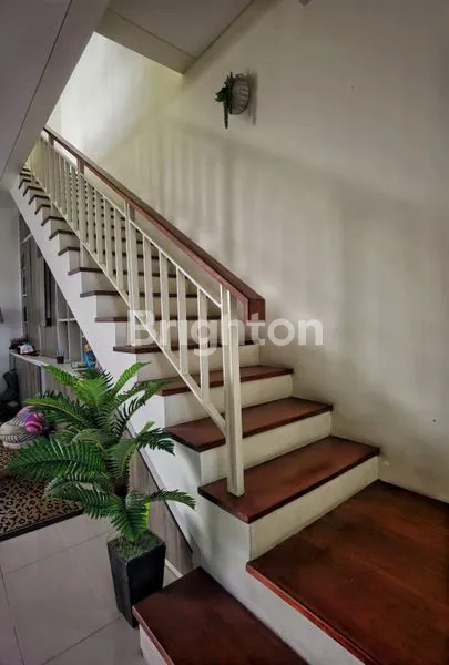 image RUMAH ROYAL RESIDENSE LAKE VIEW (3)