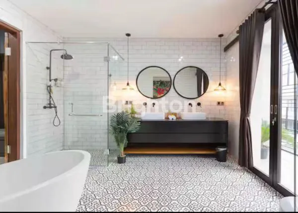 image VILLA CANTIK DAN MEWAH DI BADUNG BENOA (4)