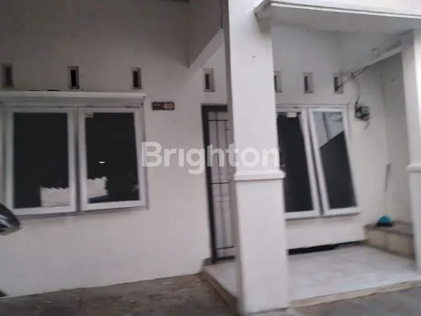 image DIJUAL RUMAH SIAP HUNI DI PERUM DEMPEL BARU  (5)