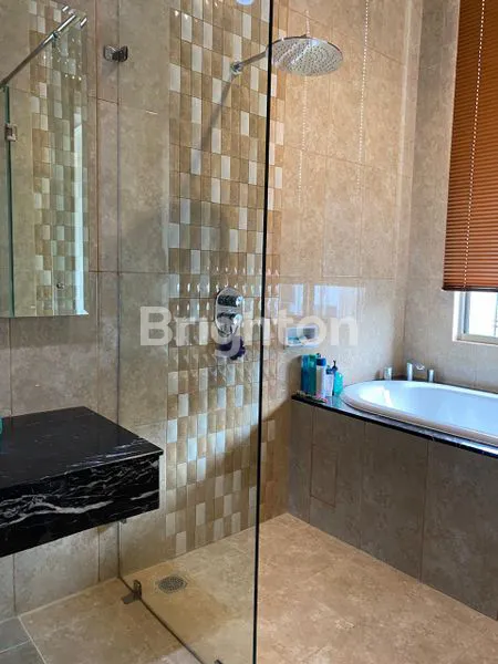 image RUMAH 4 LANTAI SIAP HUNI ANCOL SEAFRONT (8)