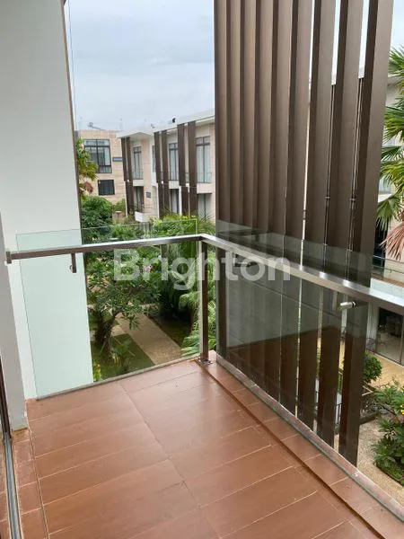 image RUMAH 4 LANTAI SIAP HUNI ANCOL SEAFRONT (7)