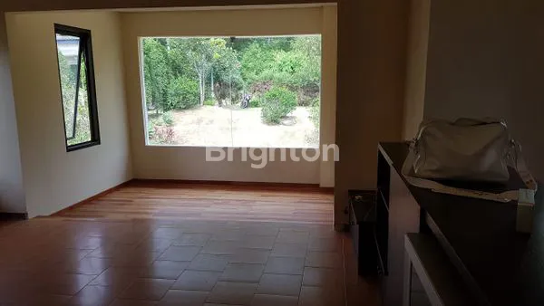 image VILLA VEW GUNUNG LINGKUNGAN MASIH ASRI DAN ASKES JALAN MUDAH (7)