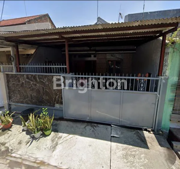 image RUMAH TINGGAL SELANGKAH KE MERR SURABAYA AREA SEMAMPIR (2)