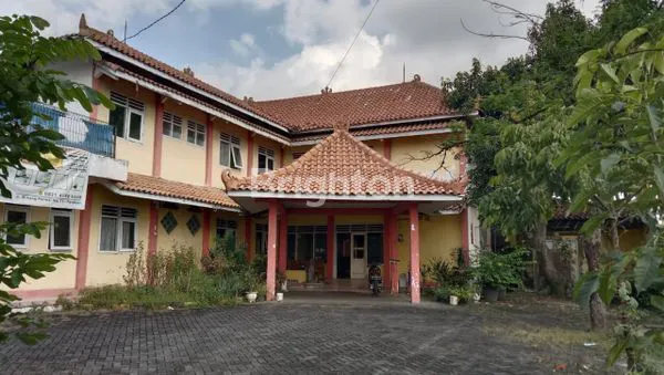 image RUMAH USAHA PIJAT 2 LANTAI PANDAAN STRATEGIS BUAT USAHA APA SAJA DEKAT PABRIK ROHTO FARMASI DAN 30 MENIT DARI TAMAN DAYU (1)