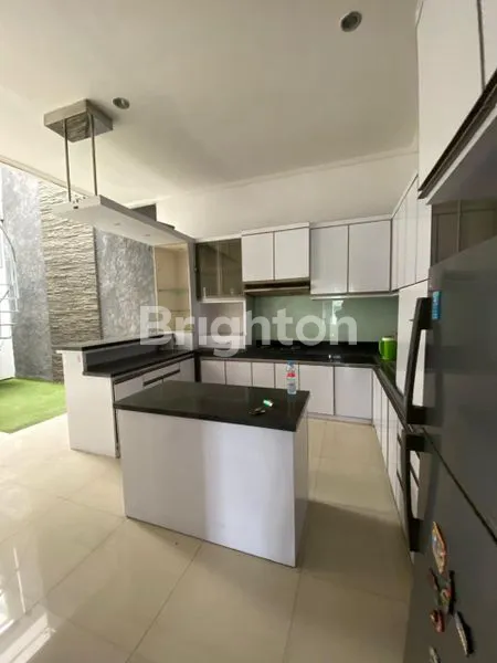 image HUNIAN EKSKLUSIF LT 288M² DEKAT IJEN BOULEVARD (5)