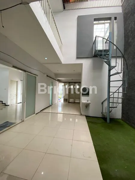 image HUNIAN EKSKLUSIF LT 288M² DEKAT IJEN BOULEVARD (6)