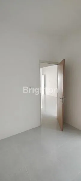 image RUMAH BARU RENOVASI TOTAL SIAP HUNI (7)