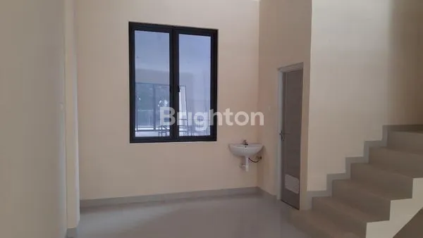 image RUKO LUAS HADAP JALAN GADING SERPONG (8)