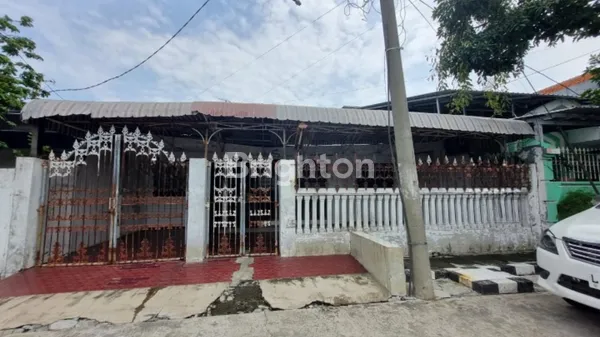 image RUMAH 1,5 LANTAI HITUNG TANAH BABATAN PANTAI DEKAT KENJERAN PAKUWON CITY GALAXY MALL ITS KERTAJAYA INDAH DHARMAHUSADA (1)