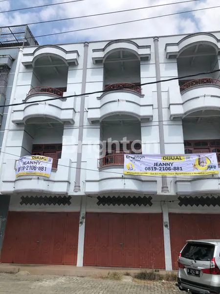 3 RUKO GANDENG DI TANDAM HILIR