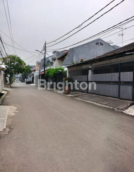 image RUMAH BANGUNAN TEMPOE DOELOE DI DURI KEPA, PALEM, BANGUNAN 2 LANTAI (3)