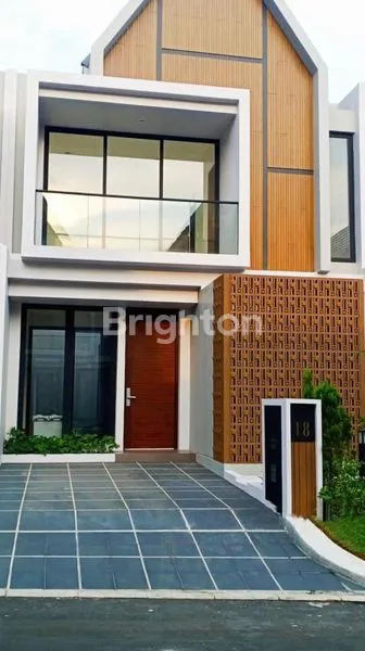image RUMAH CANTIK 2 LANTAI SELANGKAH AKSES TOL DI SUMARECON BOGOR (1)