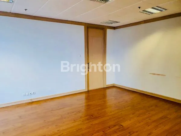 image FOR RENT PREMIUM OFFICE SPACE MENARA SUDIRMAN. STRATEGIC LOCATION, EASY ACCESS (2)