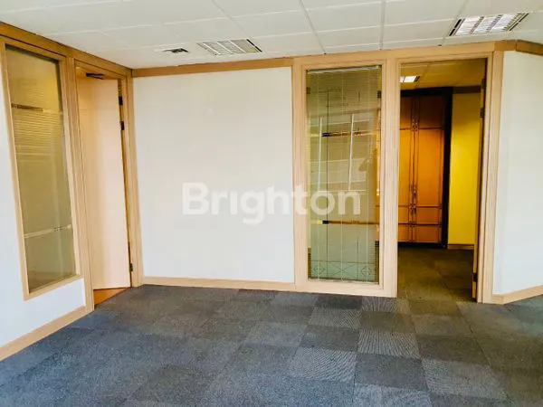 image FOR RENT PREMIUM OFFICE SPACE MENARA SUDIRMAN. STRATEGIC LOCATION, EASY ACCESS (7)