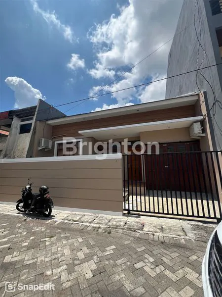 RUMAH POJOK ASRI TENANG SIAP HUNI KARTINI DR CIPTO SEMARANG TIMUR