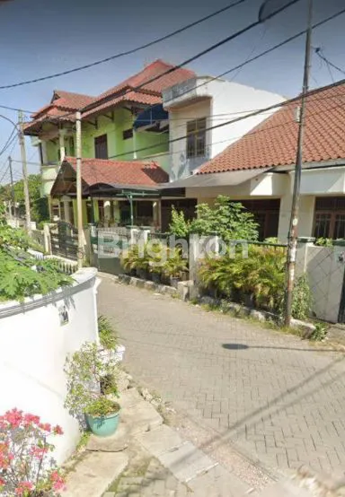 image RUMAH 1.5 LANTAI SIAP HUNI DI KOMPLEK PERDAGANGAN, CILEDUG RAYA, TANGERANG SELATAN (7)