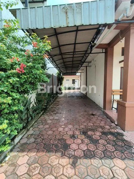 image RUMAH COCOK UNTUK KANTOR BERSIH SIAP PAKAI (2)