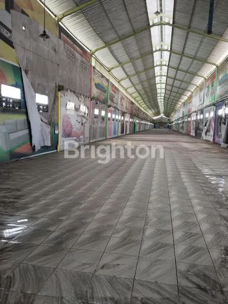 GUDANG KOTA PASURUAN JAWA TIMUR LUAS  2.000 M²