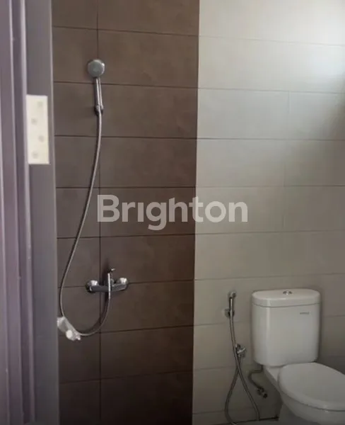 image RUMAH BARU SUMMARECON CROWN GADING (7)