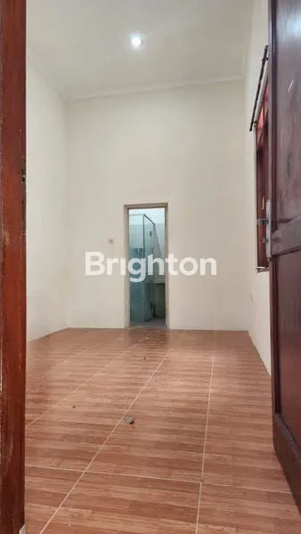 image RUMAH BARU RENOV SIAP HUNI DI CITRALAND SURABAYA, LOKASI STRATEGIS DEKAT KAMPUS UNESA & PUSAT PERBELANJAAN (4)