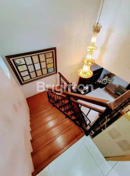 image RUMAH CANTIK DAN NYAMAN BINTARO SEKTOR 3 (2)