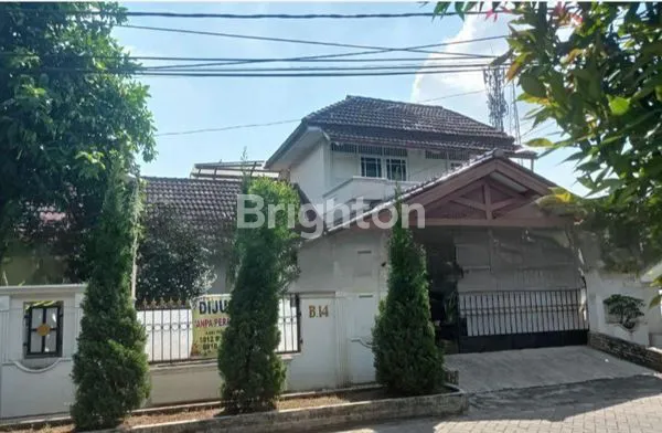 image RUMAH HOEK SIAP HUNI DI KOMPLEK PERDAGANGAN CILEDUG, TANGERANG (1)