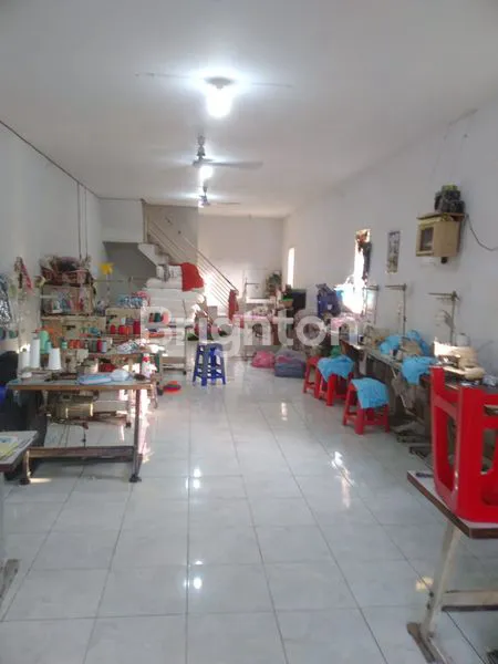 image RUMAH KFT 9 X 20 BENTUK RUKO CENGKARENG JAKARTA BARAT DEKAT RUKO 1000 (5)