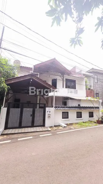 image RUMAH 2 LANTAI  DI LINGKUNGAN NYAMAN DI DALAM KOMPLEK. DKI   CIPAYUNG DEKAT MABES  CILANGKAP  JAKARTA TIMUR (8)