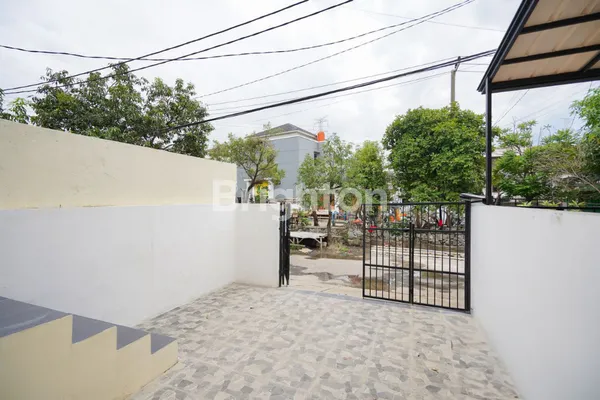image RUMAH MODERN 2 LANTAI BEBAS BANJIR KOTA BEKASI (2)