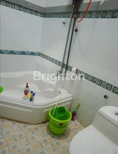 image RUMAH 2.5 LANTAI, SIAP HUNI, LOKASI NYAMAN LINGKUNGAN ASRI, DAERAH GUNUNGSARI INDAH (2)