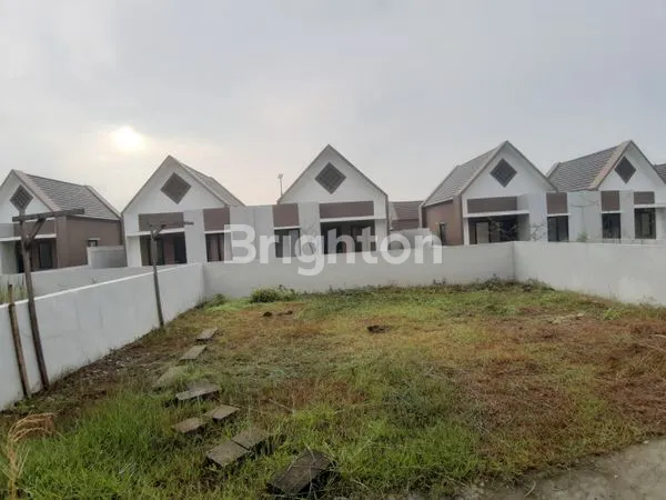 image RUMAH 1 LANTAI SIAP HUNI TENJO (8)