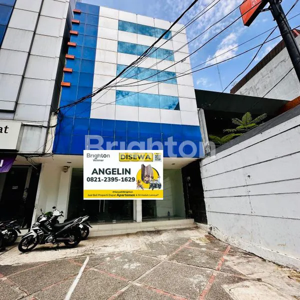 SEWA GEDUNG, COCOK UNTUK KANTOR. LOKASI SUPER STRATEGIS DAERAH KEBAYORAN BARU, JAKARTA SELATAN. DEKAT STASIUN MRT BLOK M