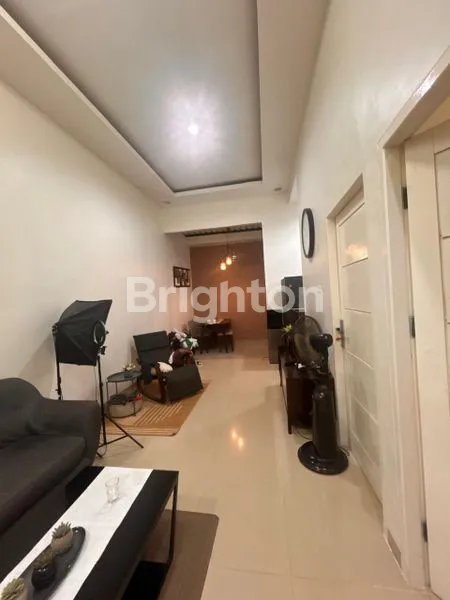 image RUMAH SUDAH RENOVASI SIAP HUNI (2)