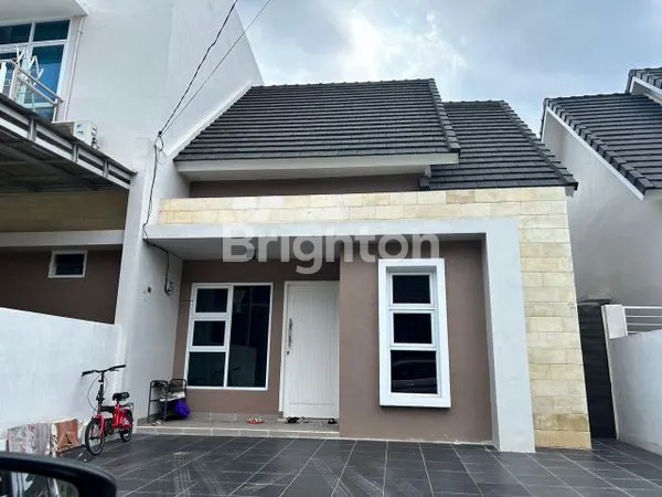 image RUMAH SUDAH RENOVASI SIAP HUNI (1)
