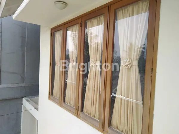 image RUMAH DI PERMATA HIJAU (5)