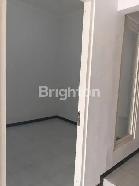 image RUMAH MINIMALIS SENTRA POINT SELANGKAH KAMPUS UPN COCOK KOS  (4)