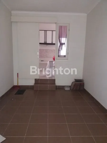 image RUMAH SIAP HUNI DI GADING SERPONG CLUSTER VOLTA SUMMARECON SERPONG (2)