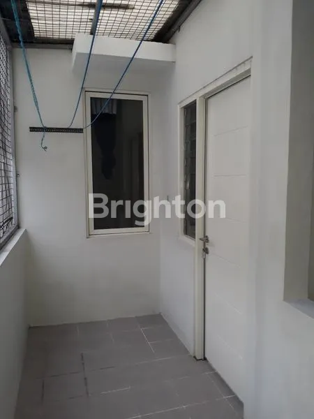 image RUMAH SIAP HUNI DI GADING SERPONG CLUSTER VOLTA SUMMARECON SERPONG (6)