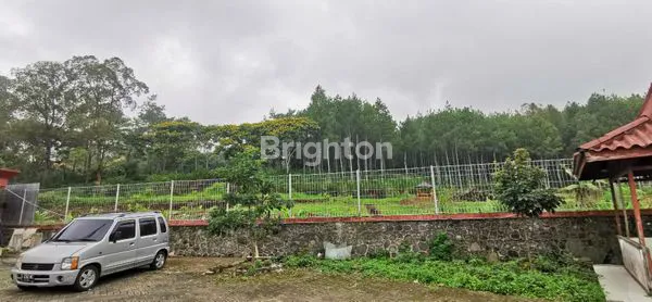 BANGUNAN + TANAH ORO ORO OMBO