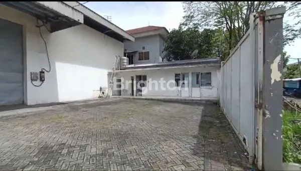 image GUDANG & KANTOR DI JL S. PRIYO SUDARMO KOTA MALANG (4)