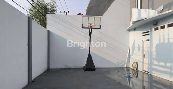 image NGINDEN INTAN TIMUR RUMAH SEMI FURNISH (5)