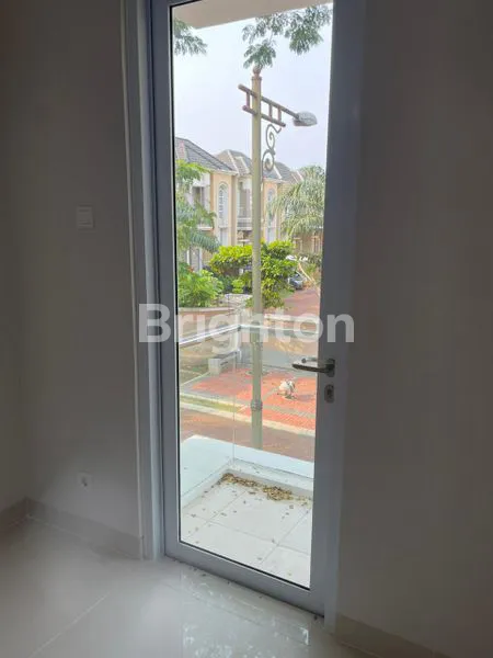 image RUMAH GADING SERPONG (6)