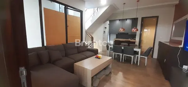 image RUMAH SIAP HUNI 3 LANTAI CLUSTER WHELFORD (4)