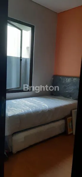 image RUMAH SIAP HUNI 3 LANTAI CLUSTER WHELFORD (5)