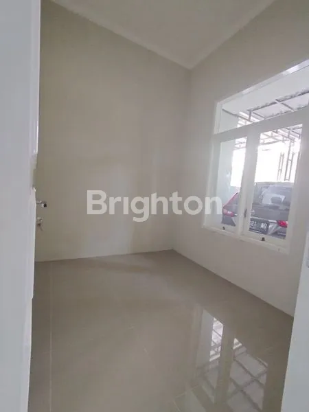 image RUMAH DISEWAKAN DI MUTIARA REGENCY (6)