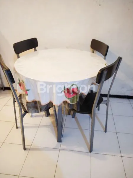 image RUMAH BAGUS MODERN SIAP HUNI FULL FURNISHED DI BOROBUDUR DEKAT JL SUHAT DAN KAMPUS² KOTA MALANG (5)